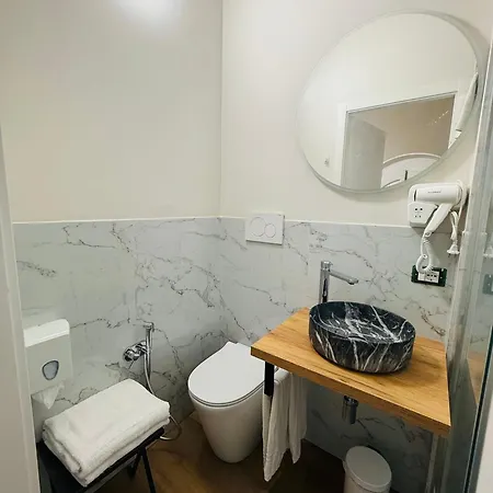 Oda ve Kahvaltı Porta Amari Palermo