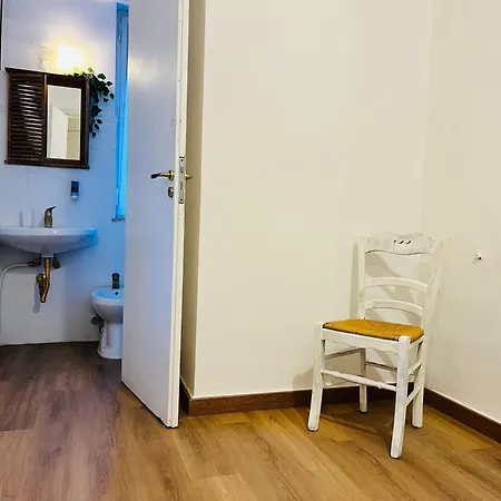 Porta Amari Bed and Breakfast