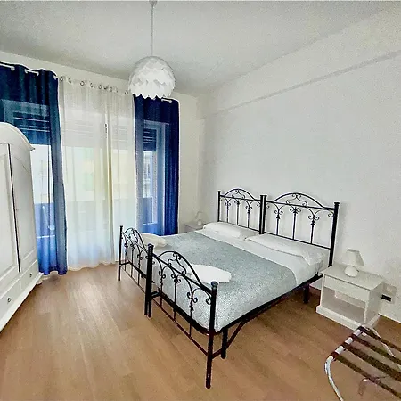 Porta Amari Bed and Breakfast 4*