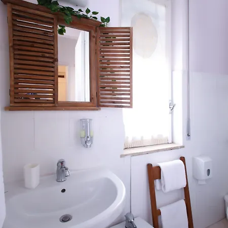 Porta Amari Bed and Breakfast